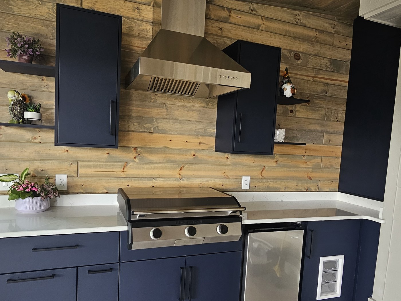 Outdoor Kitchen